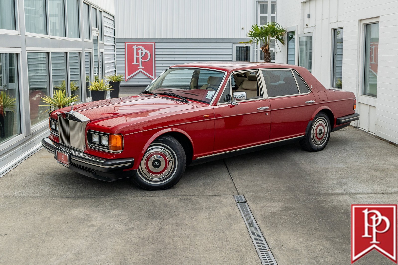 Image of Rolls-Royce Silver Spur